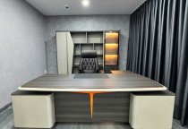 Kích Thước Bàn Giám Đốc Chuẩn Là Bao Nhiêu?