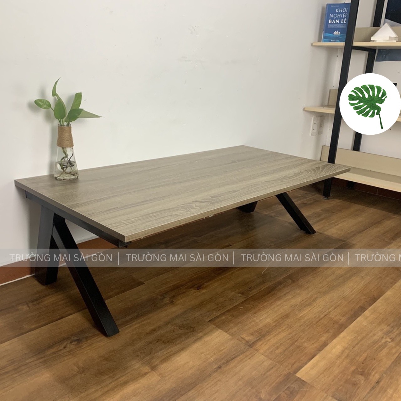 Bàn Làm Việc Ngồi Bệt Chân Y - BLV114
