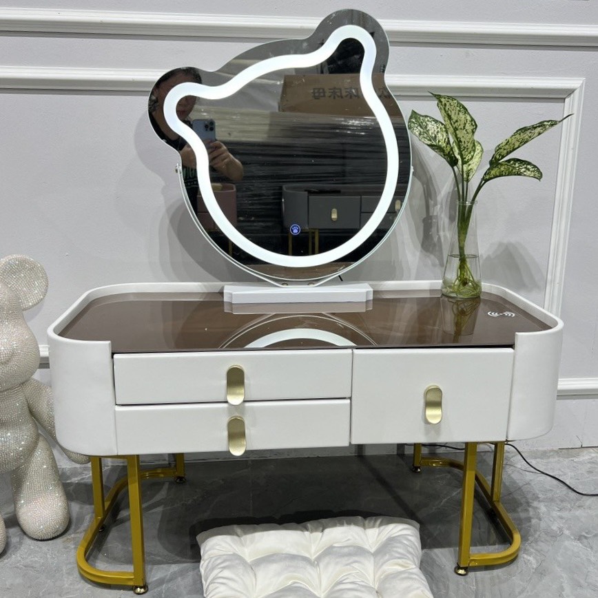 Bàn Trang Điểm Tai Thỏ Nhập Khẩu - BTD2