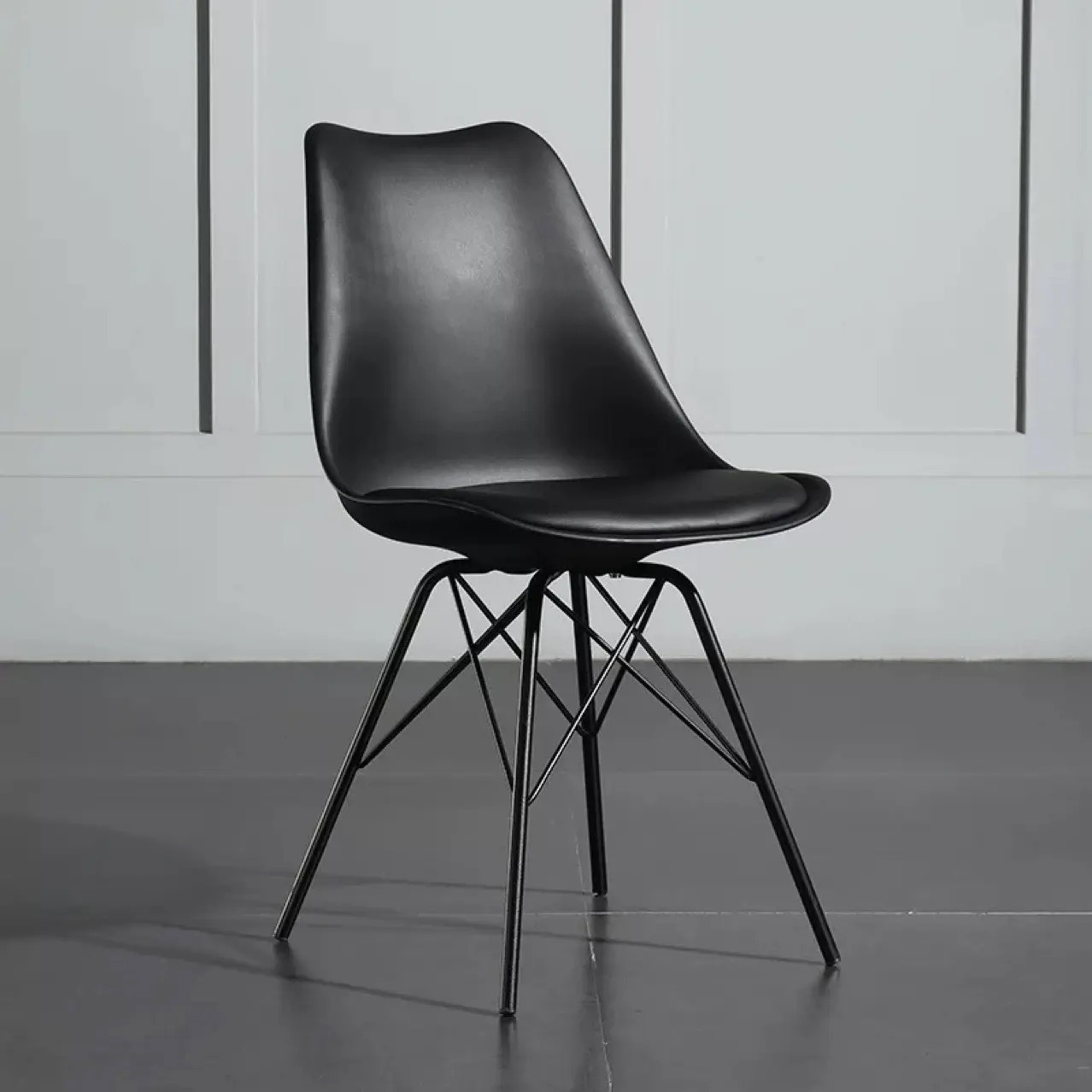 Ghế Cafe Tiếp Khách Eames Nệm Chân Sắt - CF7