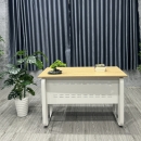 Bàn Văn Phòng Có Yếm Chân Uốn Nhập Khẩu - BLV120