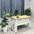 Bàn Văn Phòng Có Yếm Chân Uốn Nhập Khẩu - BLV120