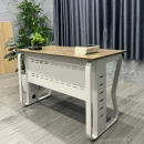 Bàn Văn Phòng Có Yếm Chân Uốn Nhập Khẩu - BLV120