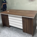 Bàn Giám Đốc Quản Lý Sọc Ngang 1m6 - BGĐ71