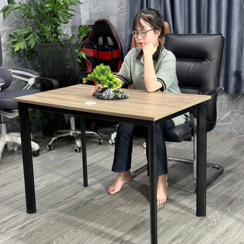 Bàn Làm Việc Chân Oval 1m2 Nhập Khẩu - BLV127