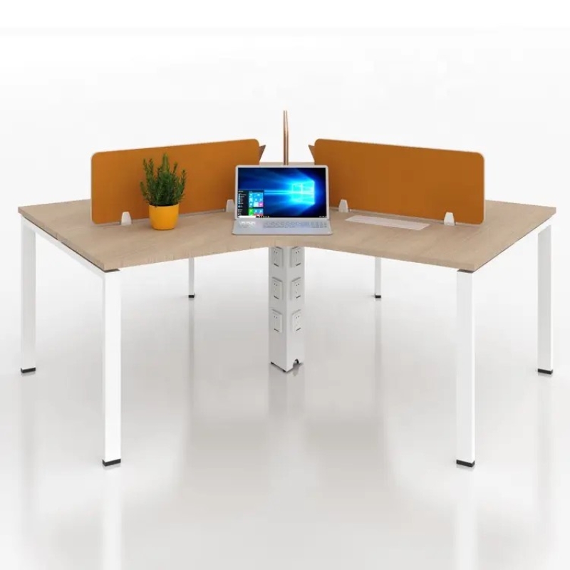 Cụm Bàn Làm Việc 3 Chỗ Ngồi Có Vách - BC49