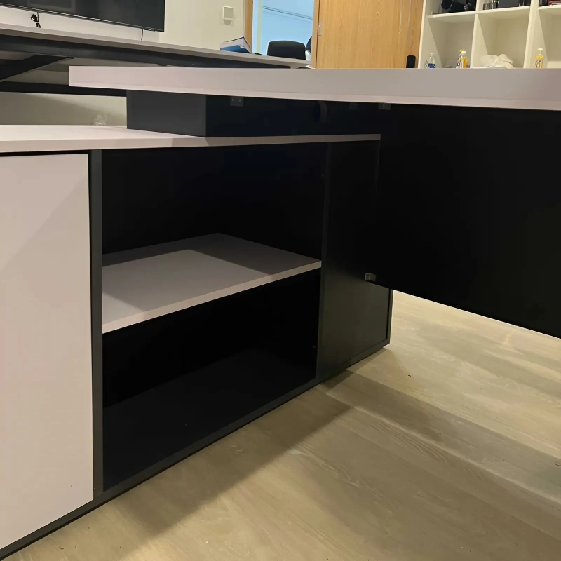 Bàn Giám Đốc Chữ  L Tiện Ích 2m - BGĐ63