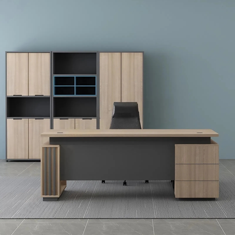 Bàn Giám Đốc Thiết Kế Chân Phối Nan Trang Trí - BGD176