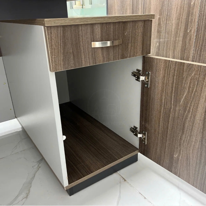 Bàn Giám Đốc Chữ L Yếm Nổi Trang Nhã - BGD144