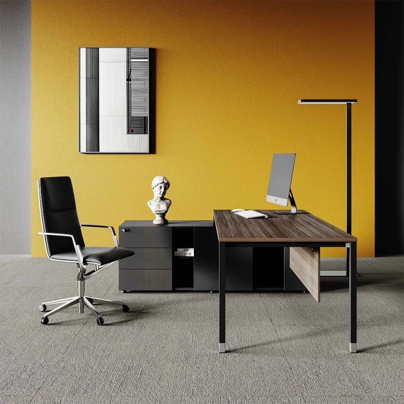 Bàn Giám Đốc Chân Sắt Có Yếm Che Lửng  - BGĐ36