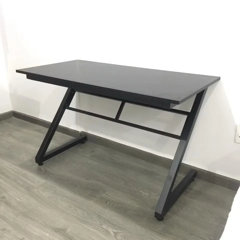Bàn Làm Việc Chân Sắt Chữ Z - BLV3